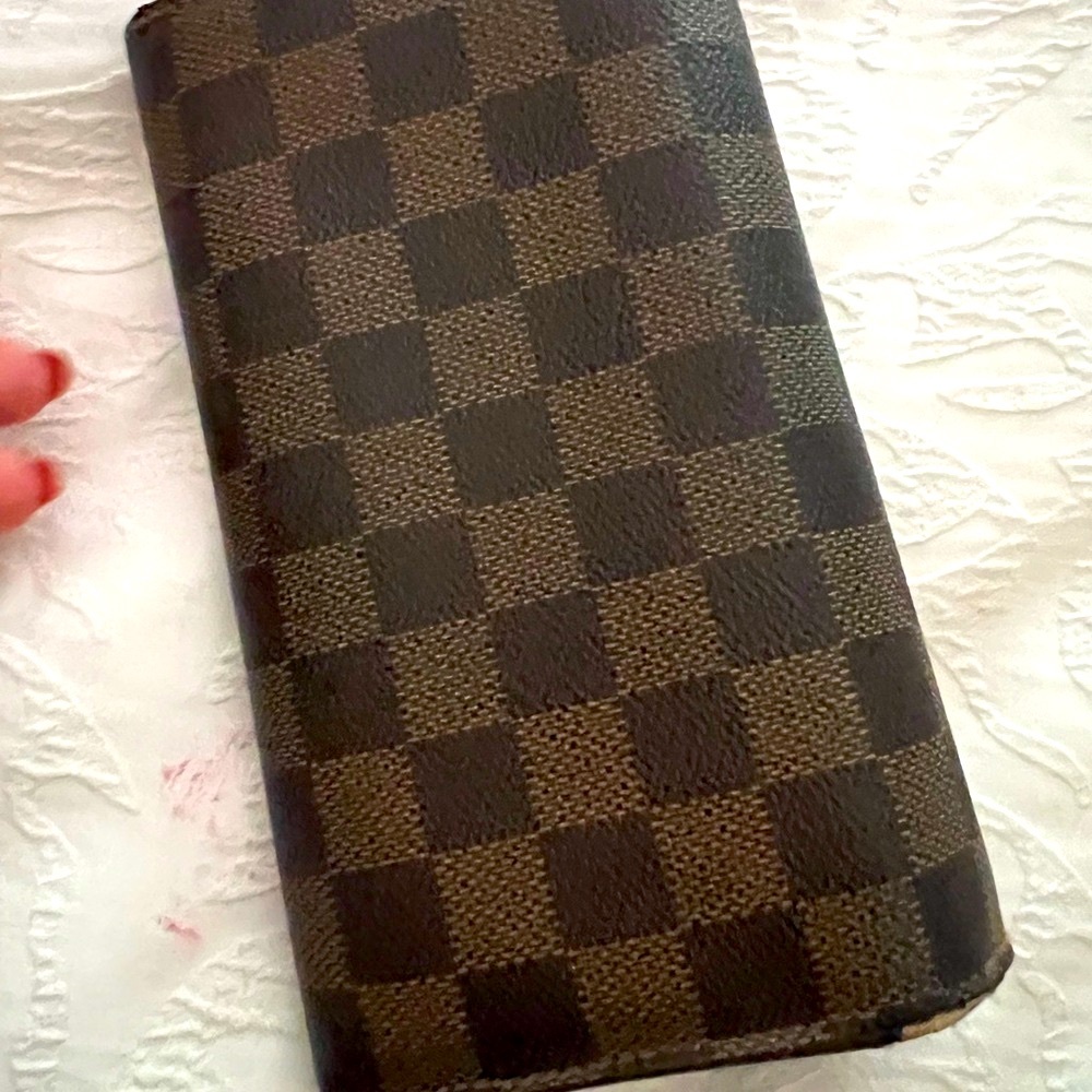 Authentic Louis Vuitton wallet USED - Picture 4 of 8